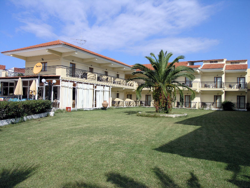 Aristotelis Hotel Fourka Extérieur photo