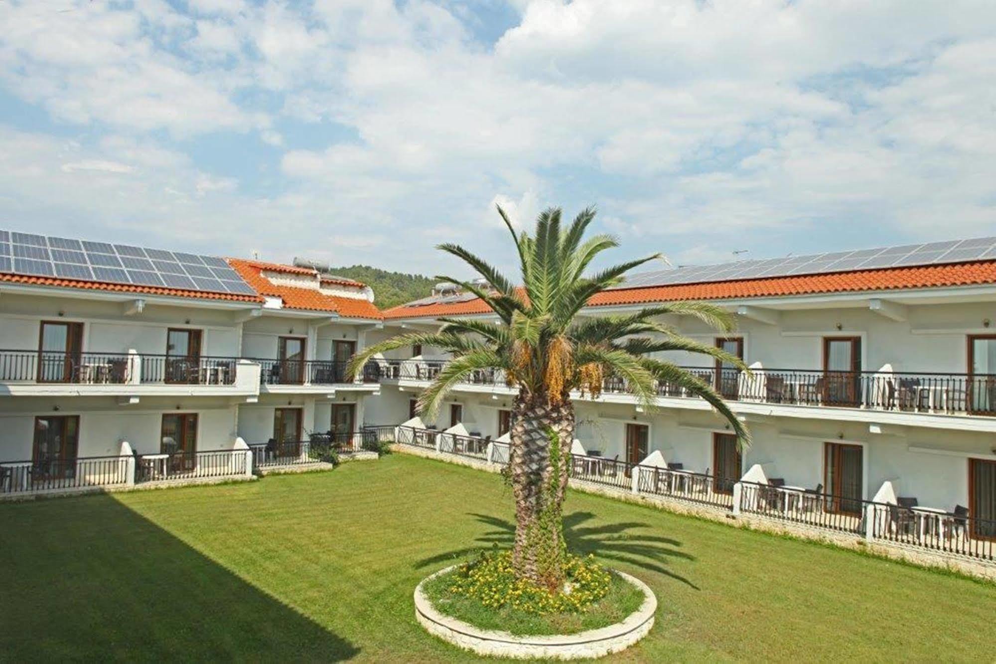 Aristotelis Hotel Fourka Extérieur photo