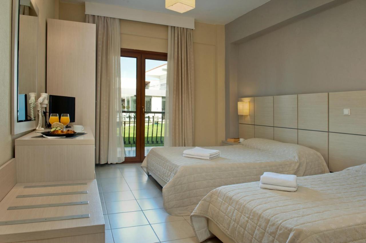 Aristotelis Hotel Fourka Extérieur photo